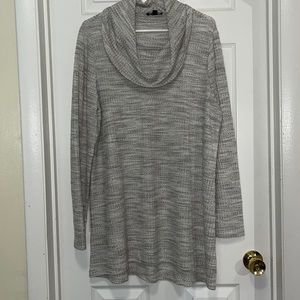 Used woman’s top. Lane Bryant. Size 14/16